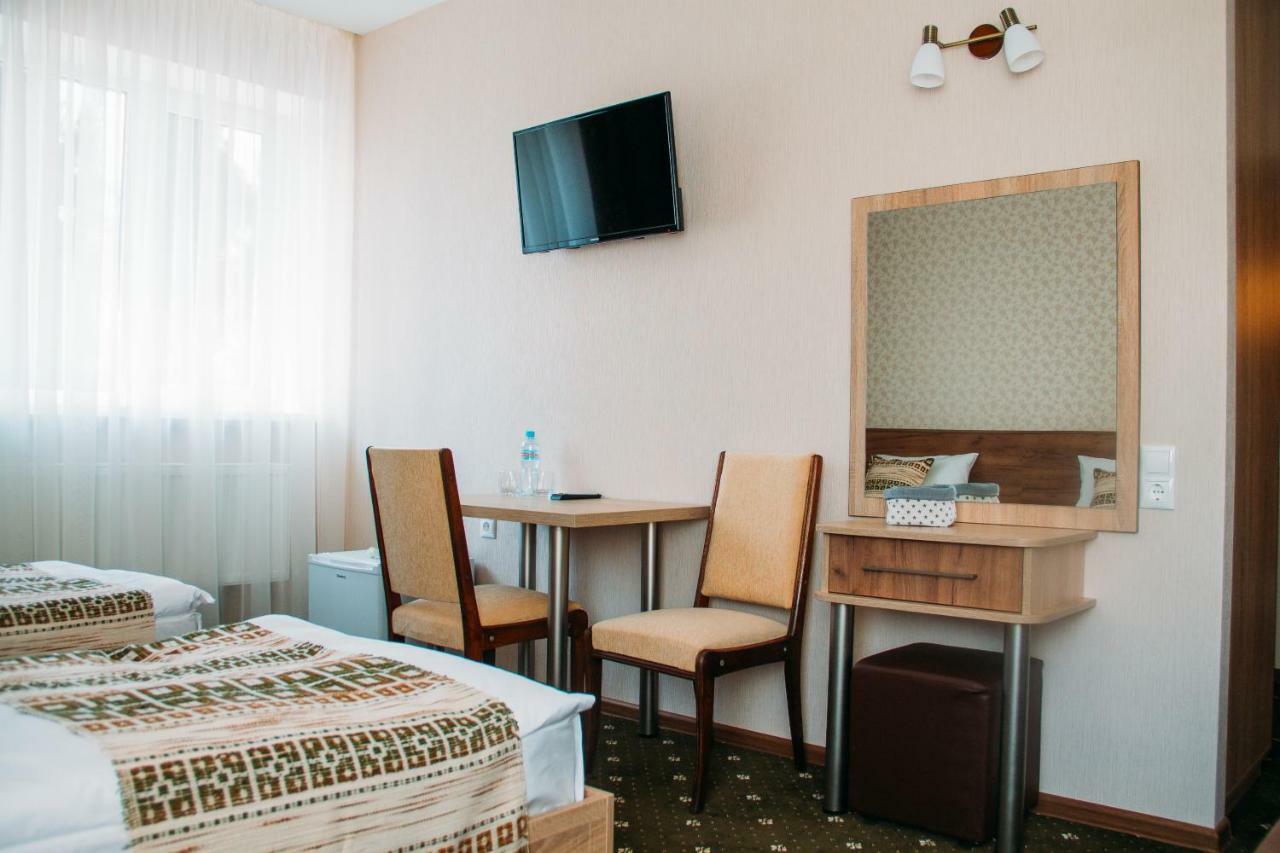 Rioro Hotel Myrhorod Exterior foto