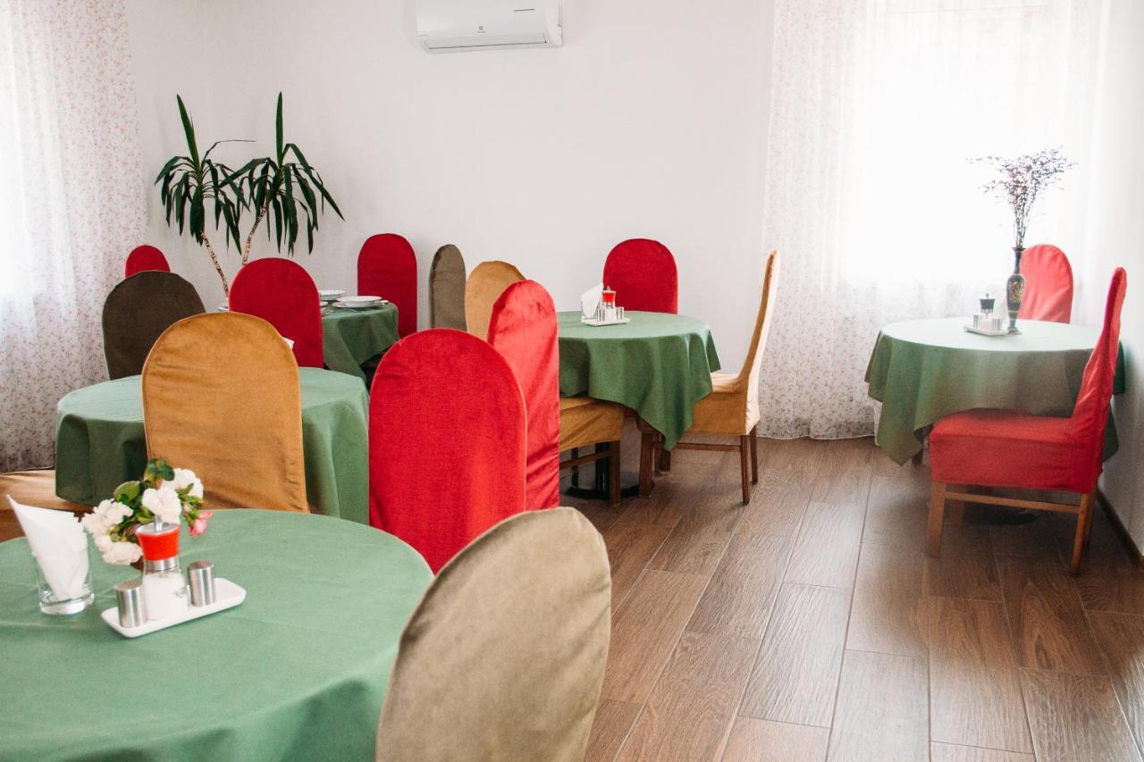 Rioro Hotel Myrhorod Exterior foto